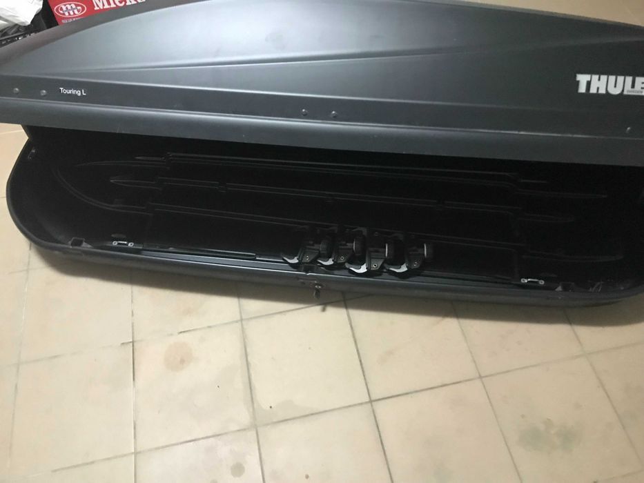 Witam,
Sprzedam box/bagażnik dachowy Thule Touring L