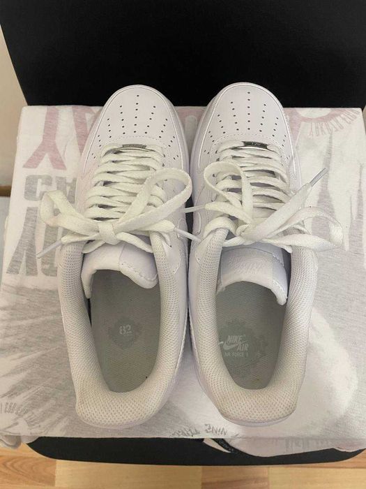 NIKE Air Force 1 White