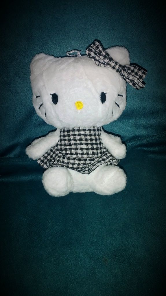 М'яка іграшка Хеллоу Кітті в сукні у клітинку кішка Hello Kitty чорна