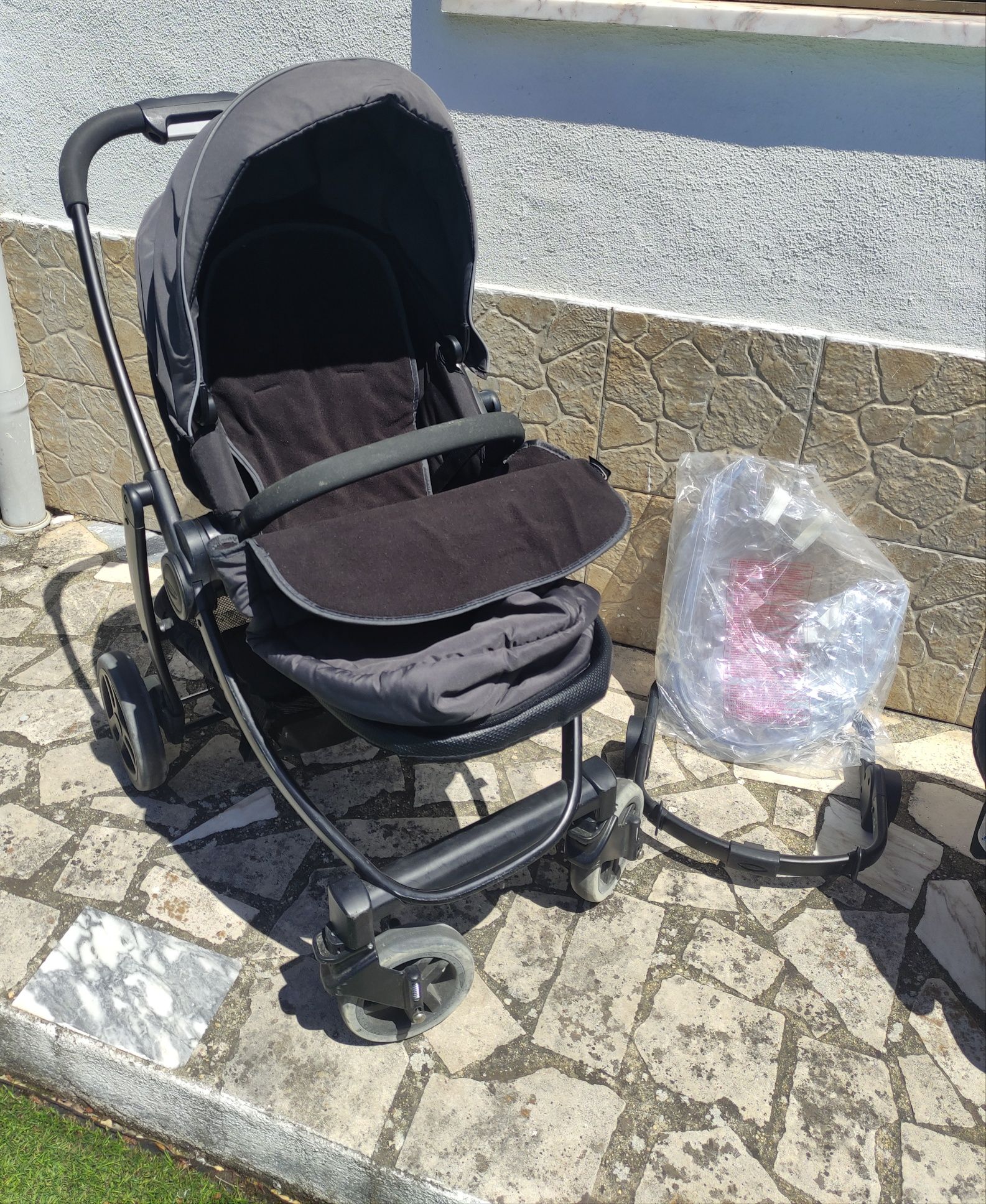 Carrinho de Bebé 3 em 1 - Graco