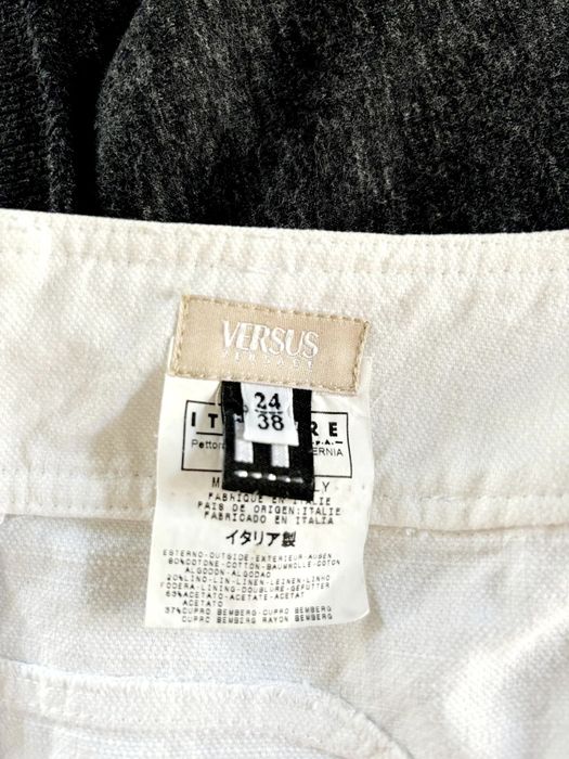 Versus Versace spódnica XS len
rozmiar:XS