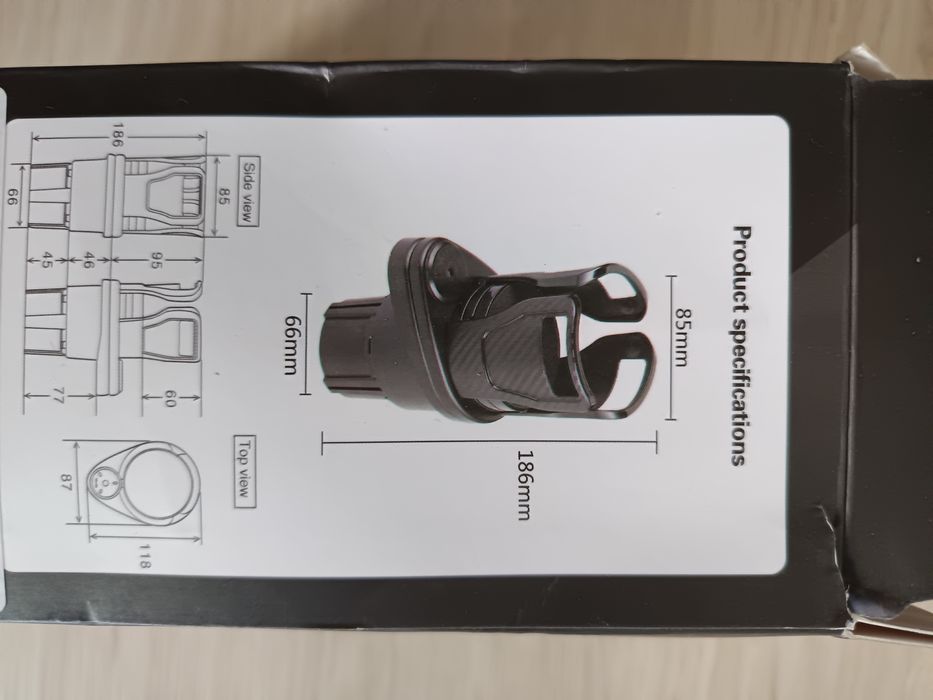 Uchwyt samochodowy na kubek