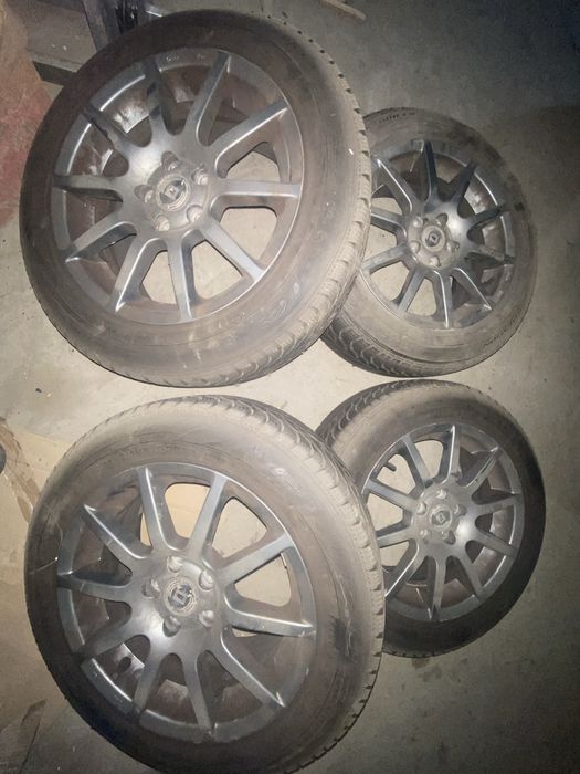 Продам титани з зимовою резиною r15 5x100