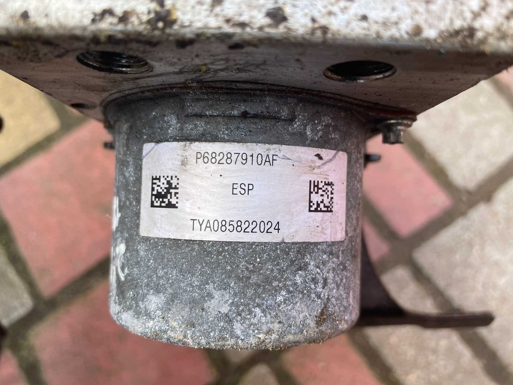 блок ABS абс Jeep Cherokee KL 2014-2021 68237001AD 68287910AF