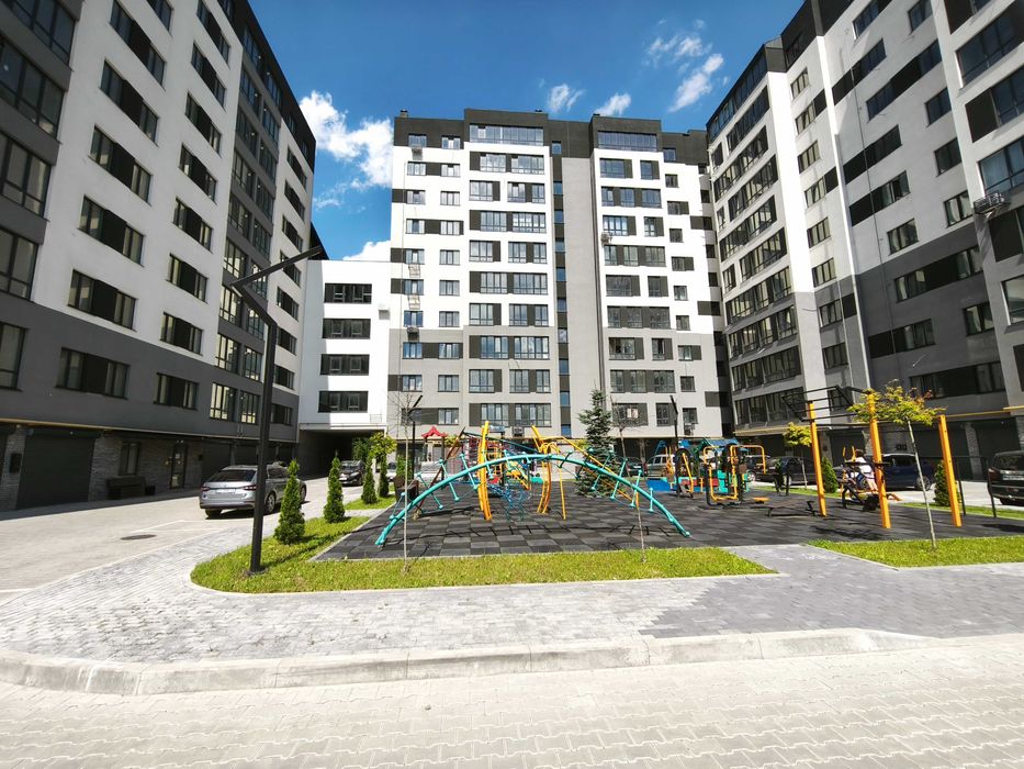 Продаж. 3к квартира, Виставка, ЖК Автобіографія