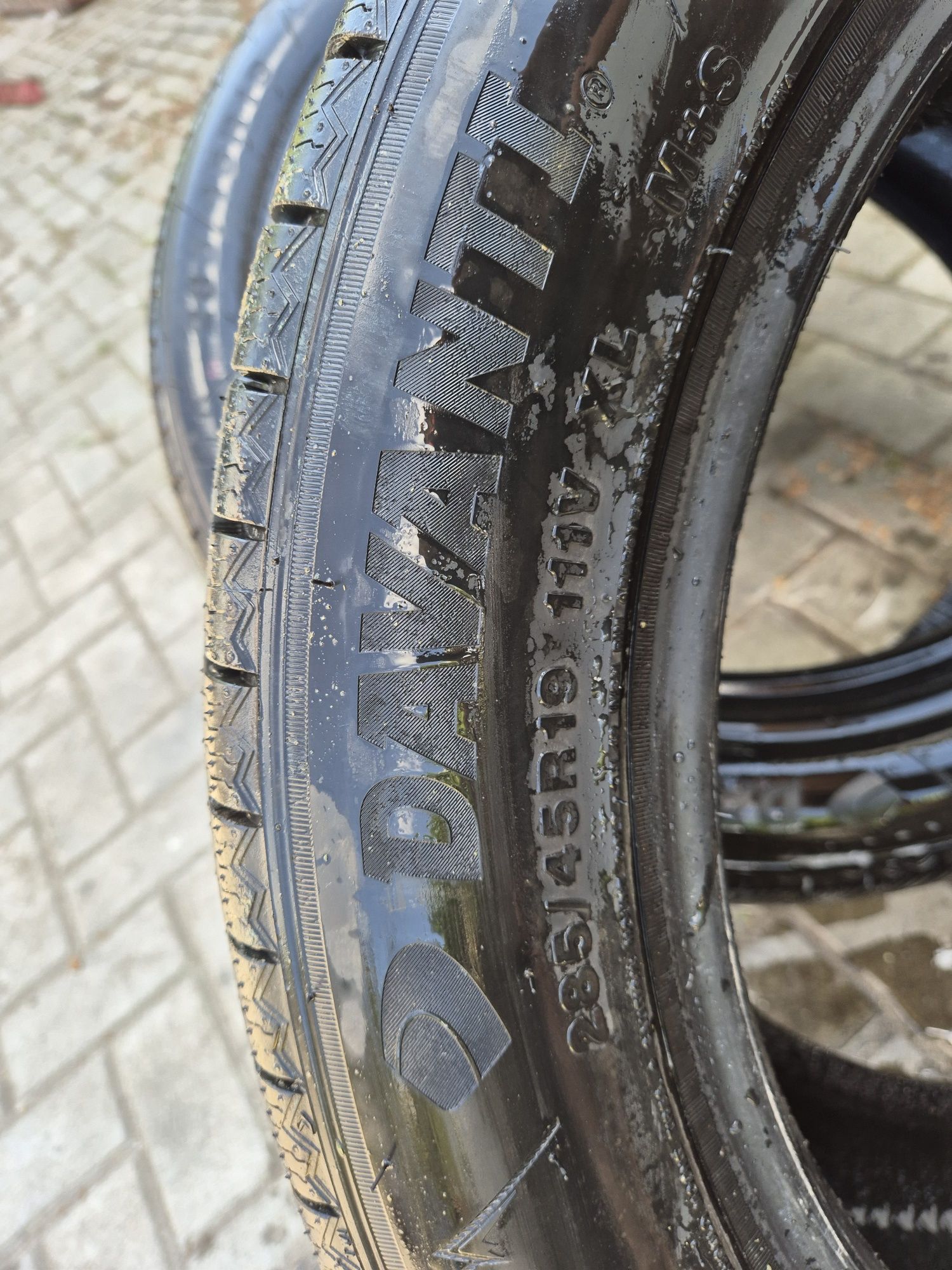 2x Opony Zimowe Davanti 285/45 19 jak nowe