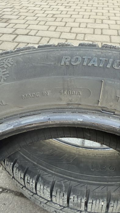 Шина зимова 205/60/16