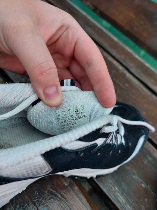 Кросівки Skechers 37 8/10