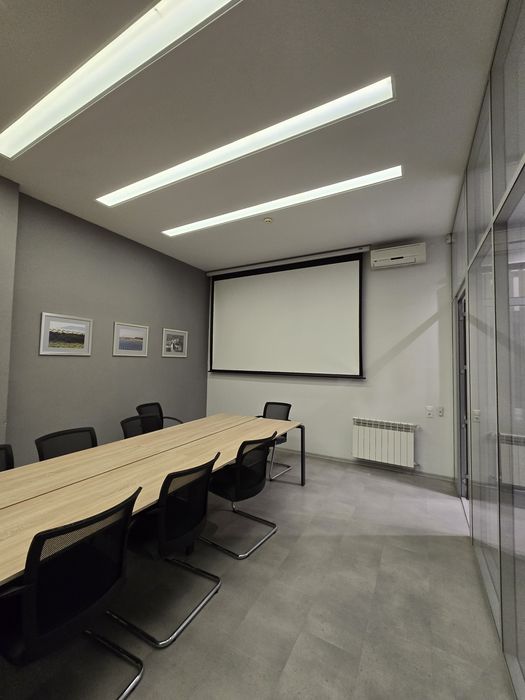 Оренда офісного приміщення в центрі Ужгорода — вул. Феденця