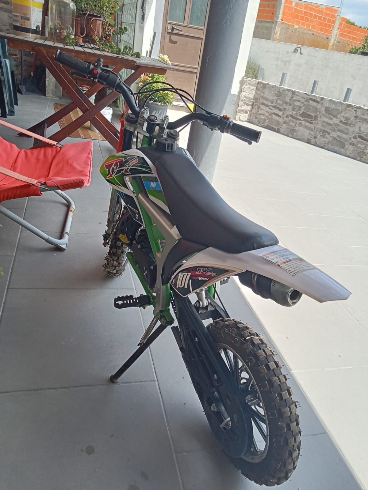 Moto a gasolina para crianças
