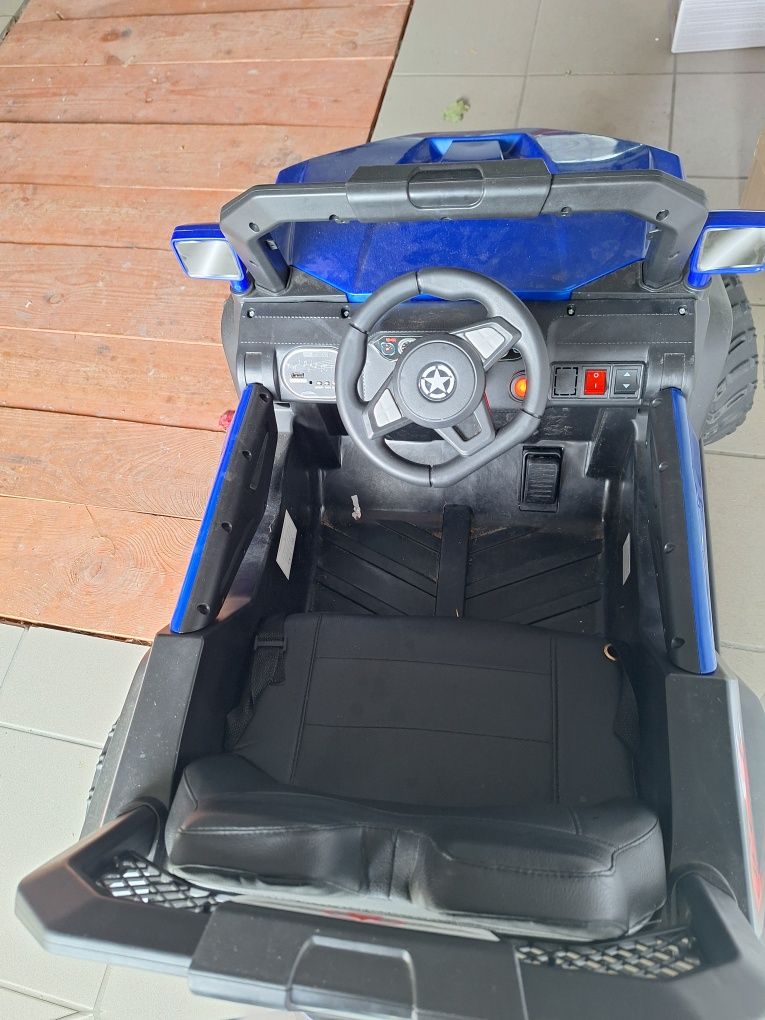 Auto na akumulator