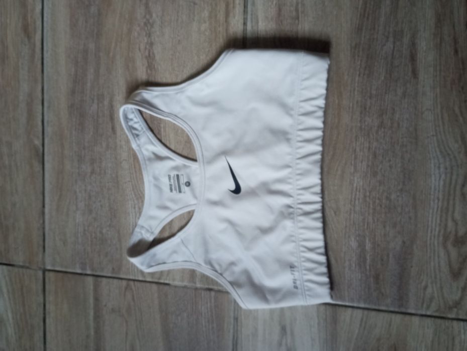 Top sportowy Nike