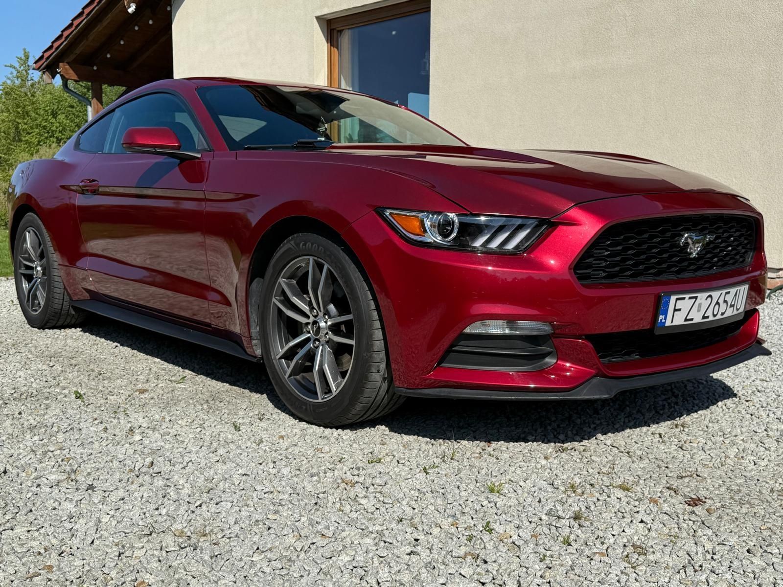 Ford Mustang 2,3 ecoboos