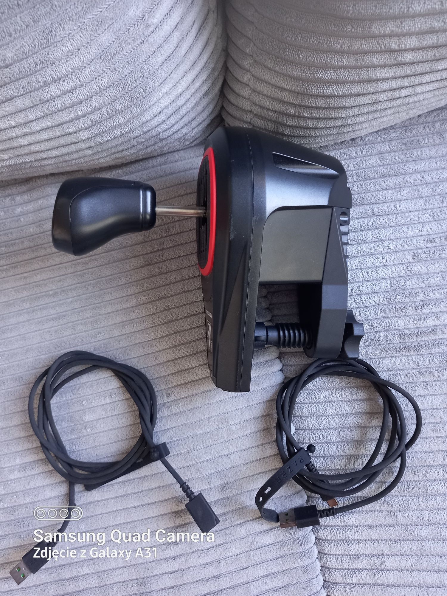 Sprzedam skrzynie biegów thrustmaster