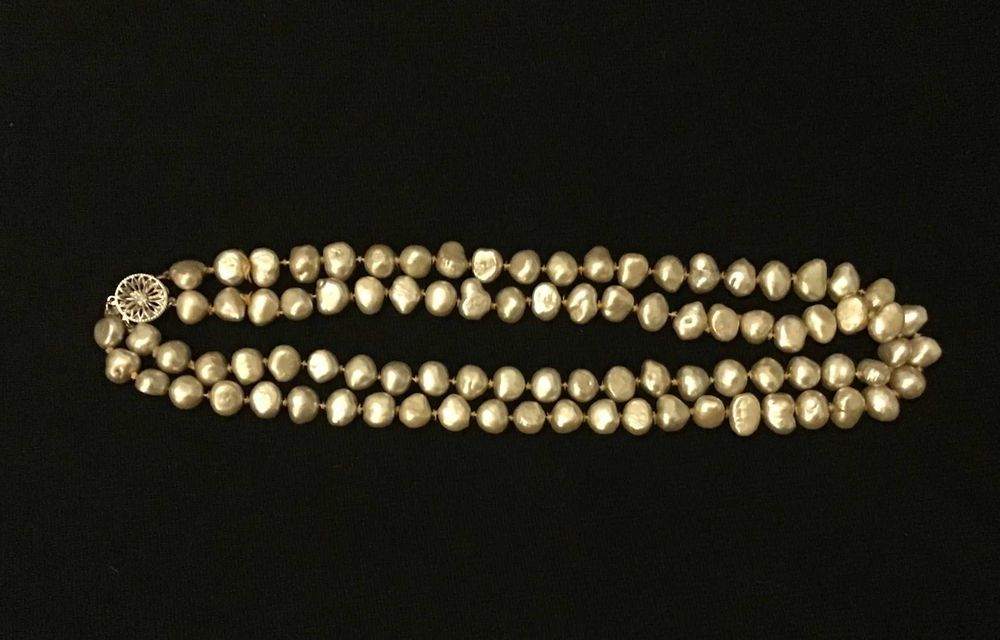 Fio de pérolas naturais