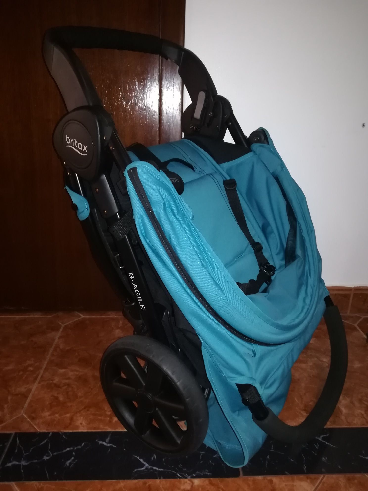 Carrinho de Bebé Britax B-Agile4