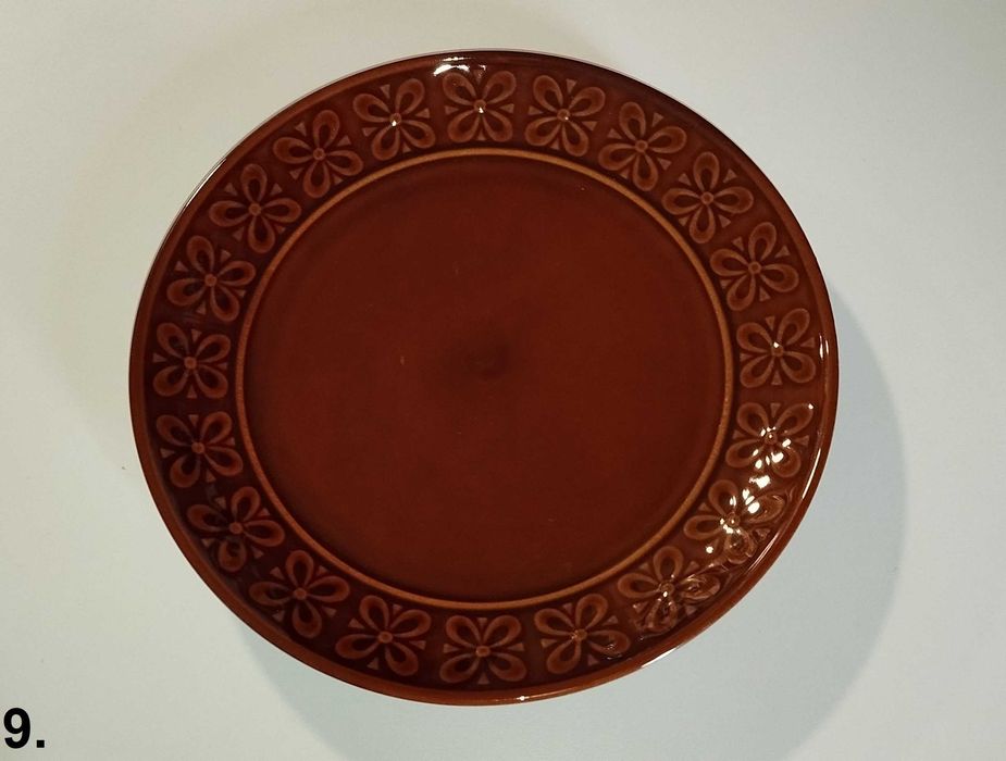 Duży talerz porcelit Pruszków tzw kokardki brązowy