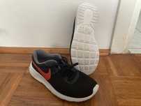 Buty Nike Tajnun GS roz. 38