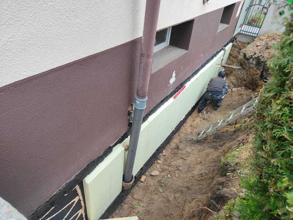 Izolacja fundamentów drenaże hydroizolacja minikoparka odwodnienia