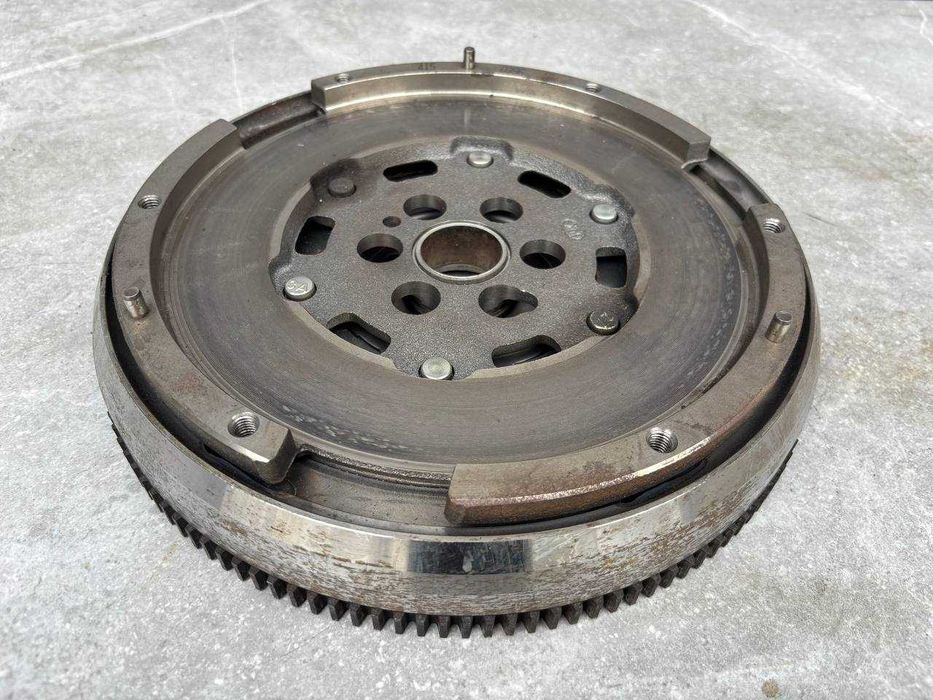 Комплект зчеплення Демпфер Citroen Berlingo C4 C5 DS4 DS5 1.6 HDI