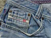 Spodnie jeans Diesel roz. 34 - okazja !