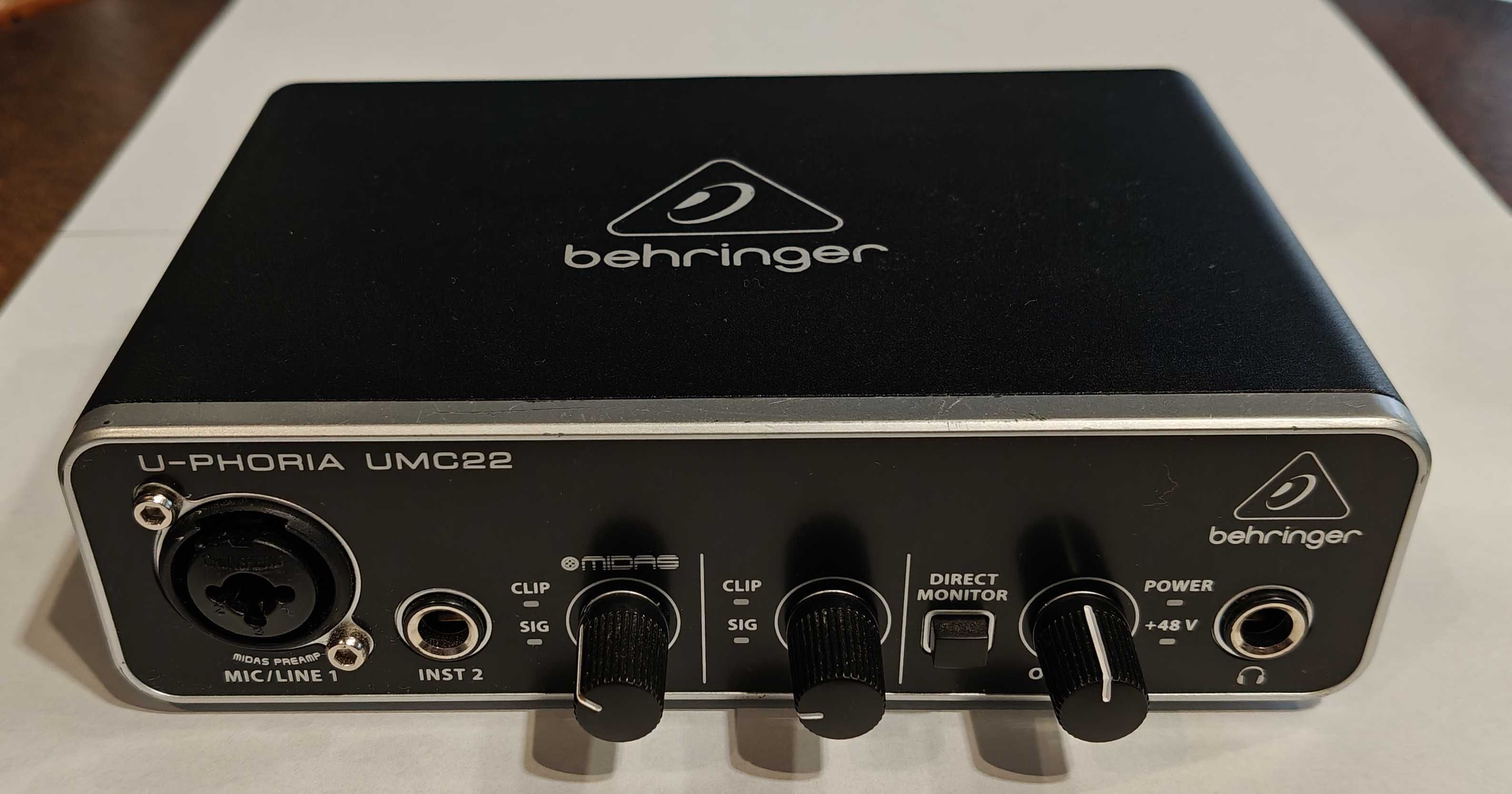 Behringer U-Phoria UMC22/ mikrofon RODE NT1-A/ kable/ stan BDB