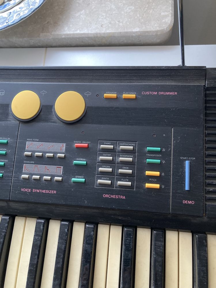 Syntezator keyboard, organy