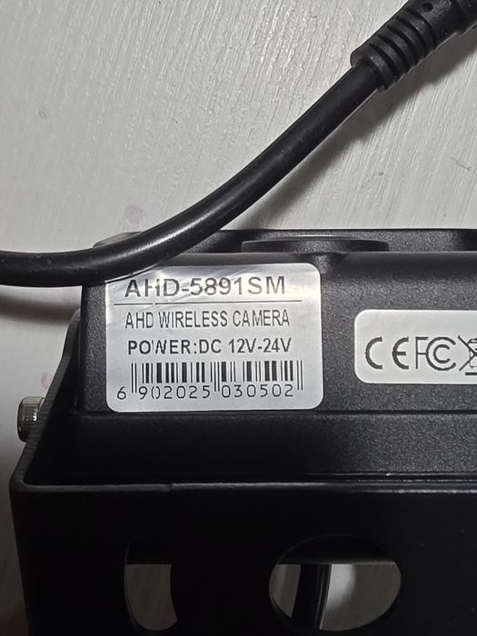 **Bezprzewodowa kamera cofania AHD z monitorem 7" 12V/24V**