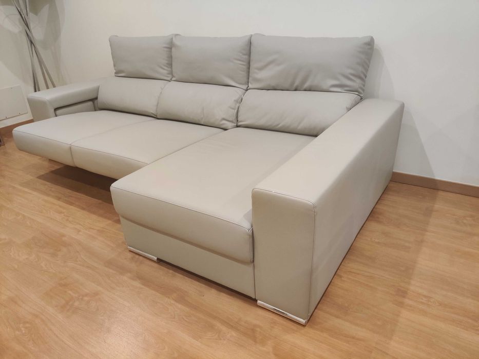 Sofa 3 lugares com chaise longue