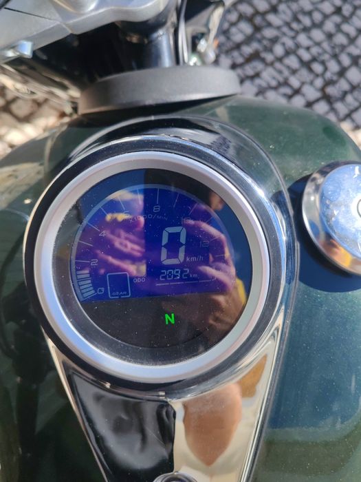 Mota UM Renegade Classic Deluxe 125