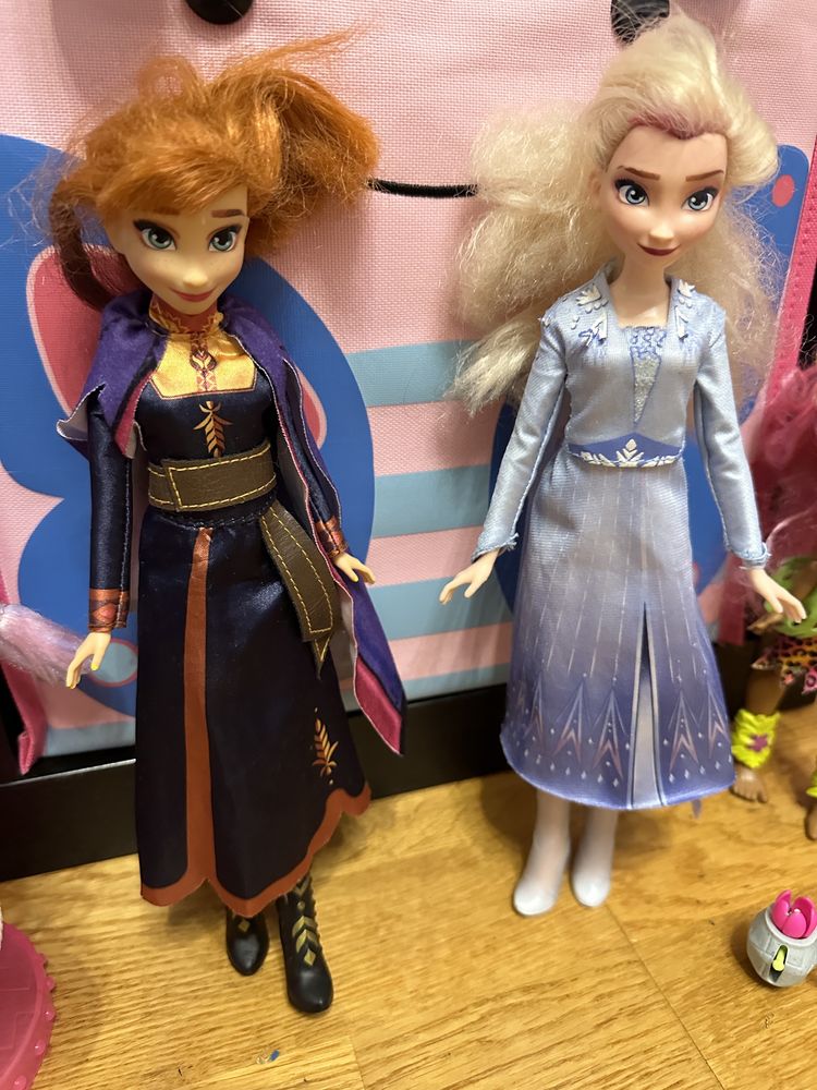 Співочі ляльки сестри Ельза і Анна Холодне Сердце