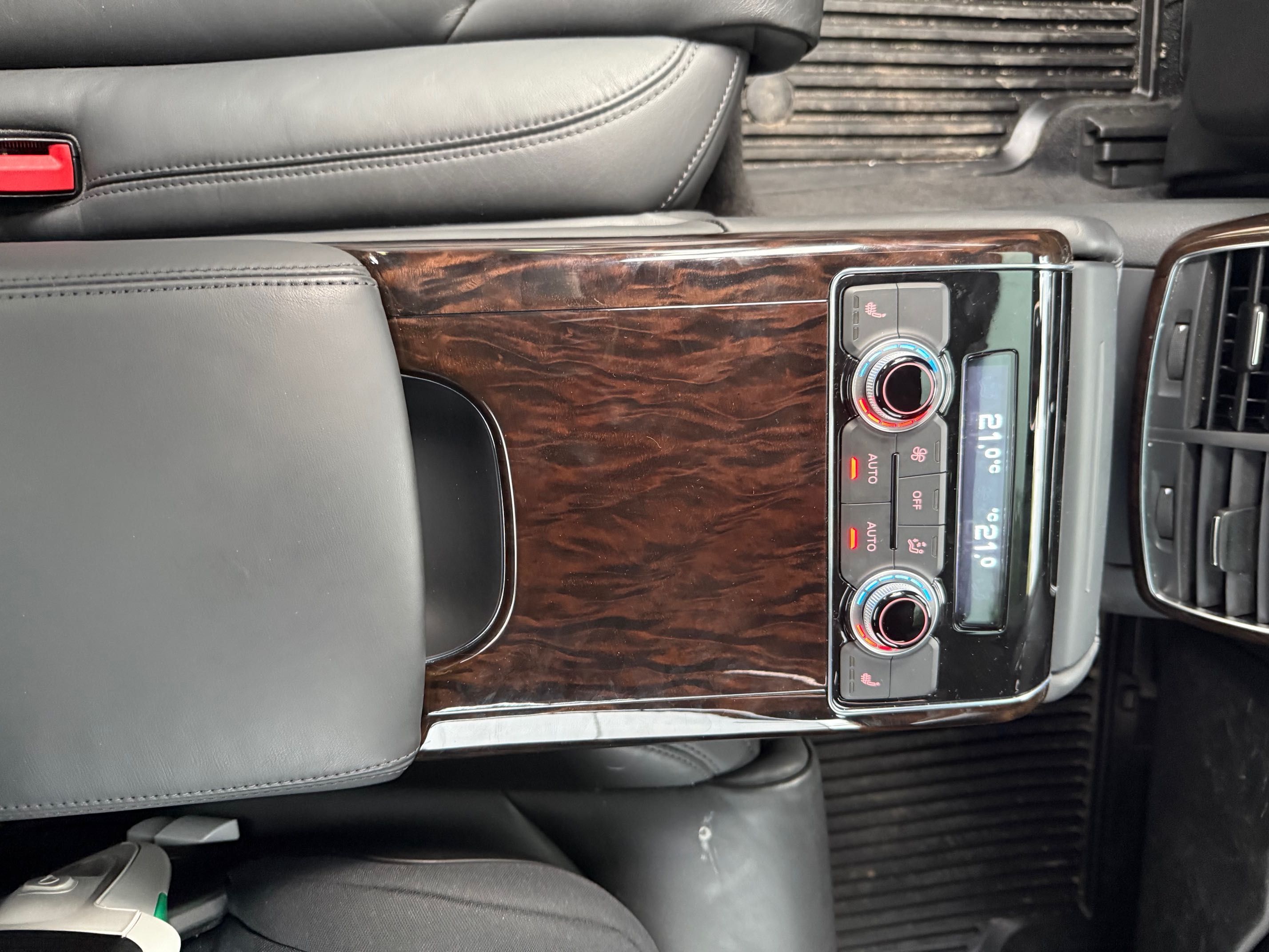 Audi A8 3.0 TDI_quattro