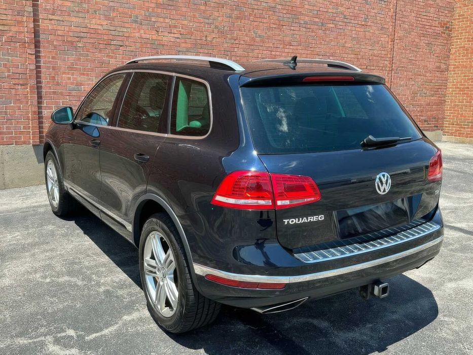 Volkswagen Touareg Executive      2015