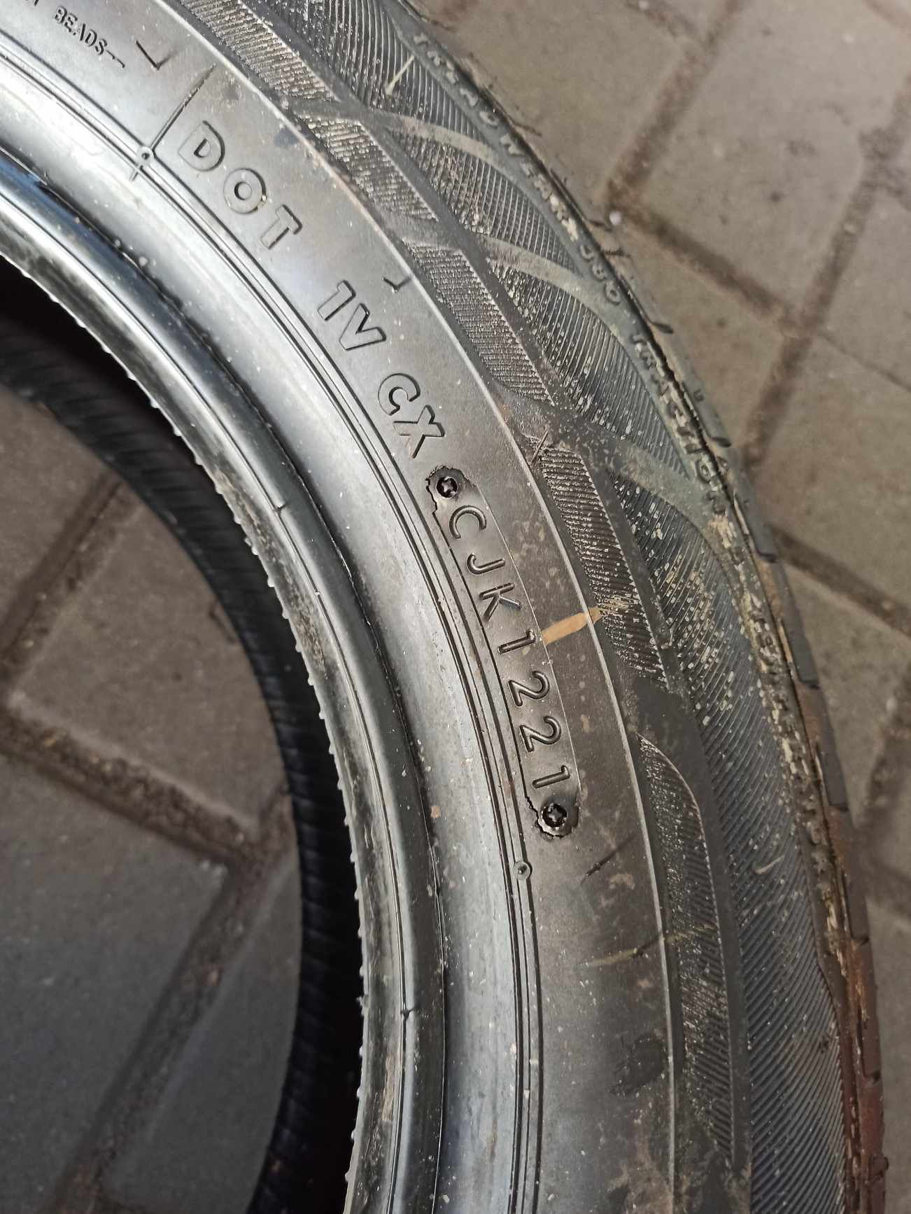 2 opony letnie Bridgestone 165/65 14, 7,4mm. Możliwy montaż