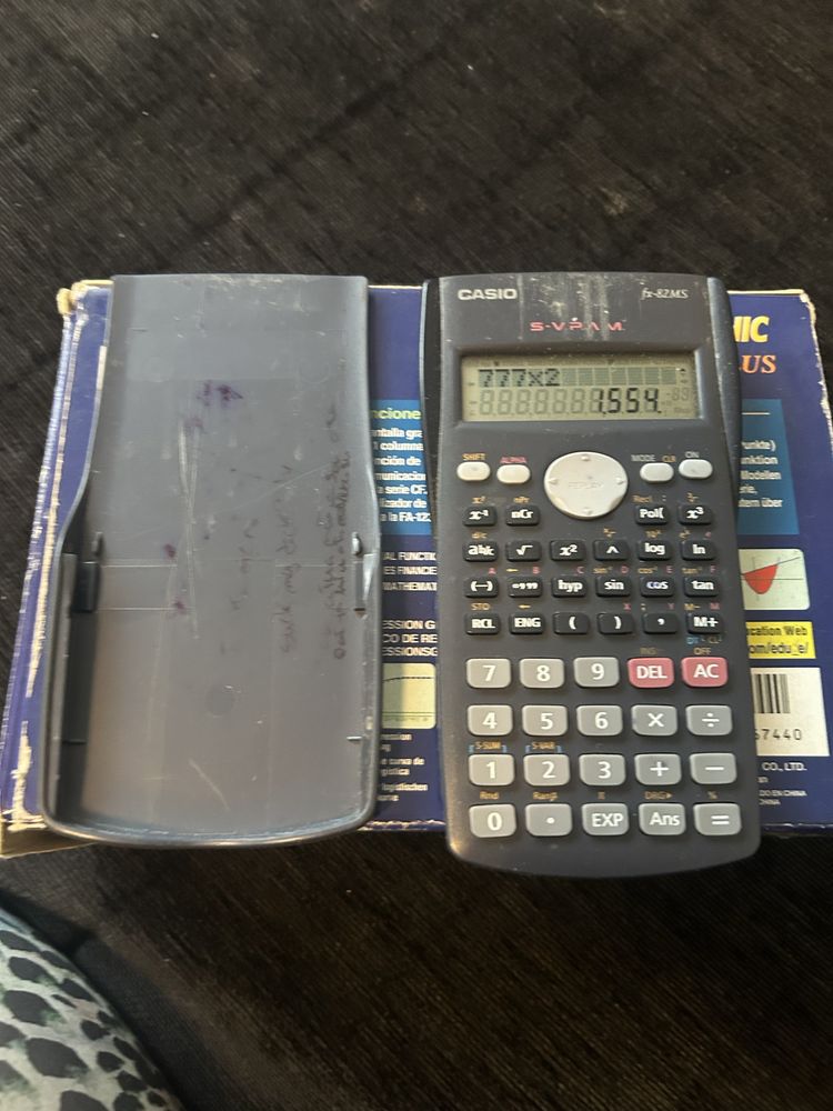 Calculadora grafica casio fx 82 MS