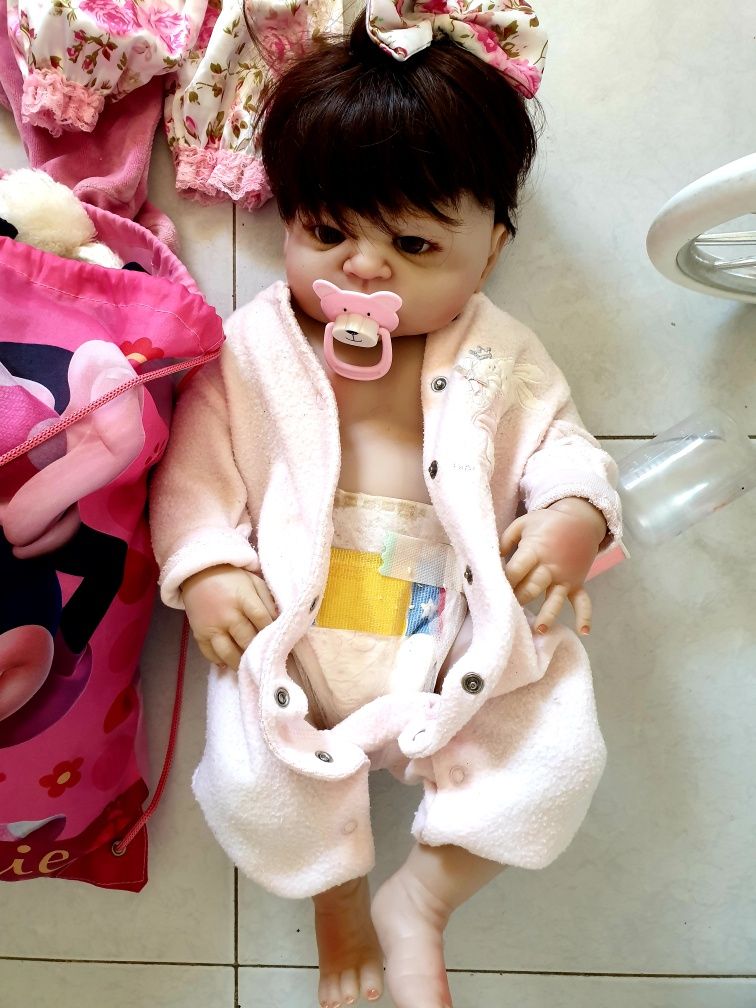 Carinha passeio com boneca