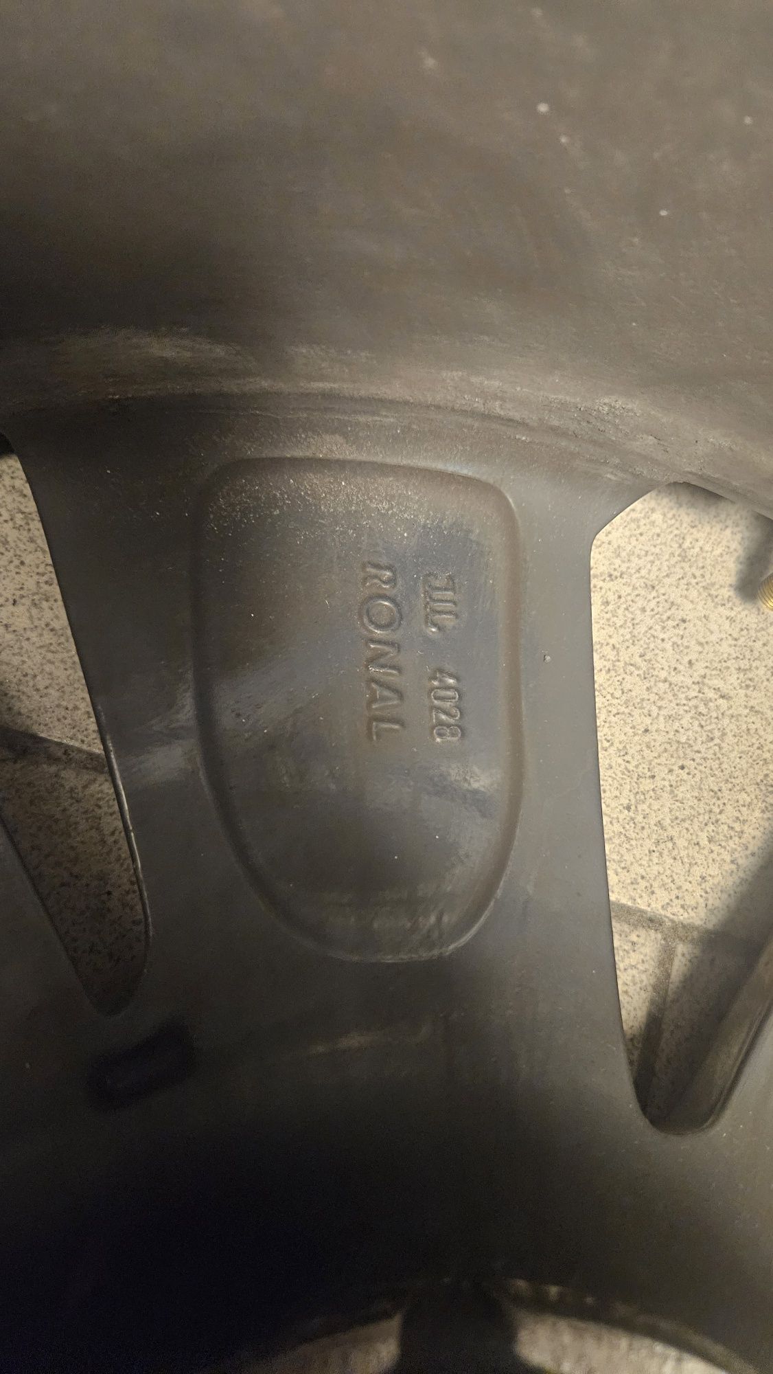 Felga  aluminiowa do Peugeota Riftera 17" OEM