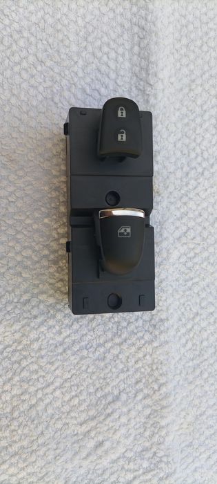 Qashqai j11 Botão elevador vidros passageiro - NOVO -