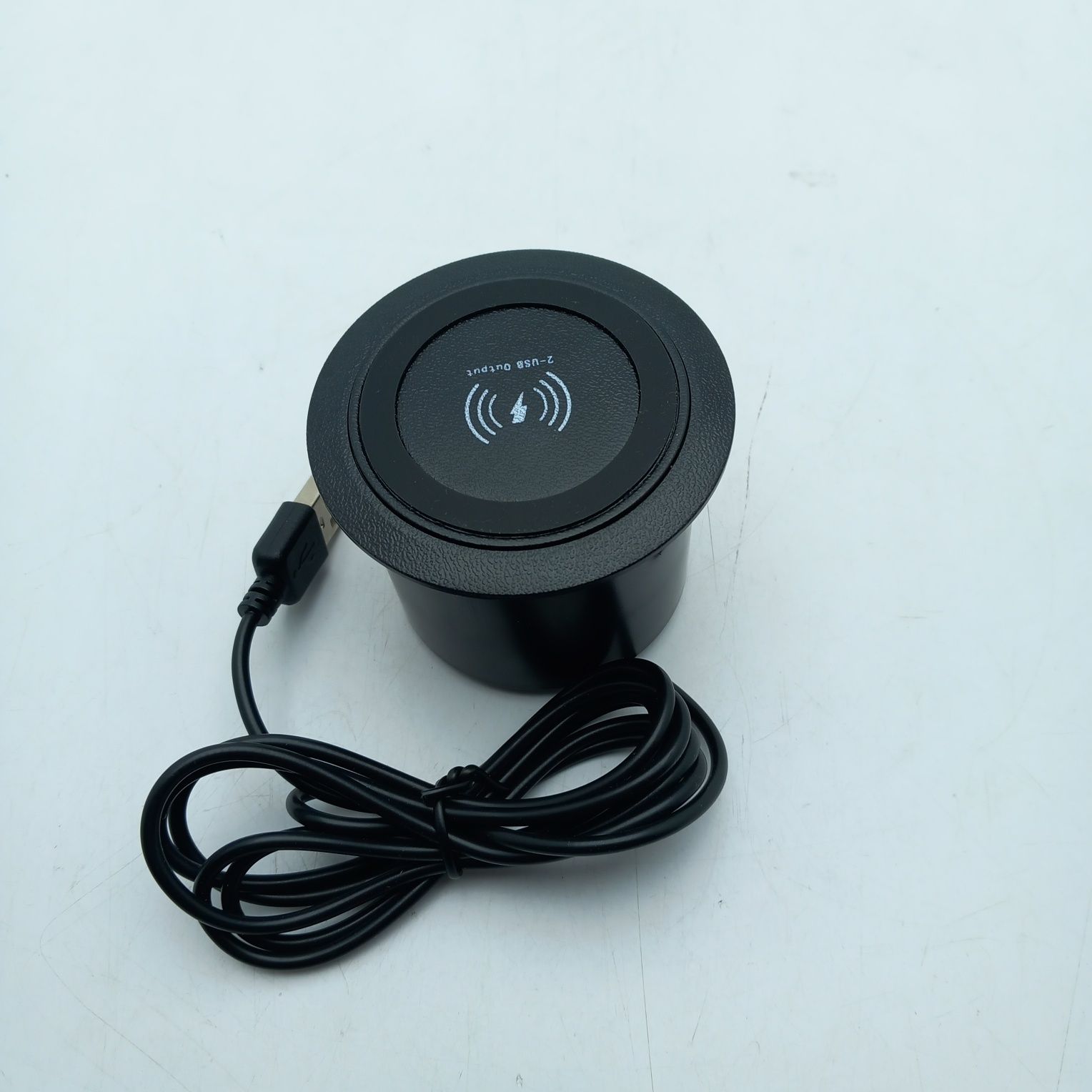 Indukcyjną ładowarka z 2x wyjście usb