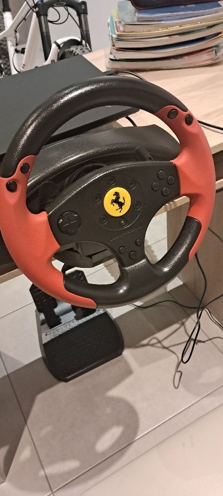 Kierownica Ferrari Racing Wheel Red Legend Edition
