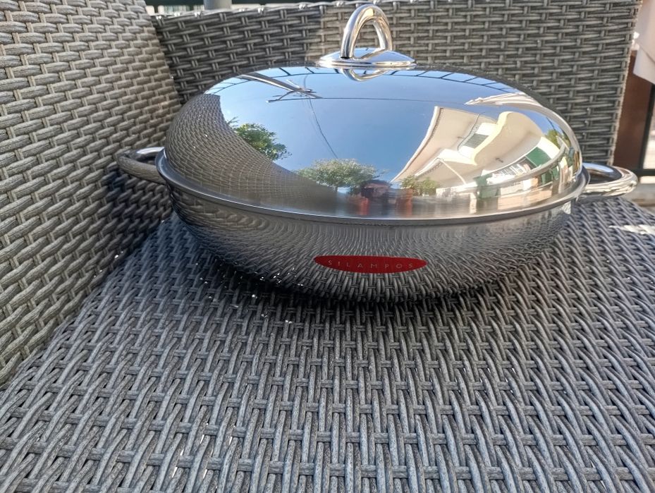 Cataplana (Nova) da marca Silampos ,em aço inoxidável.