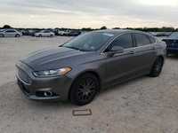 2013 року Ford Fusion Titanium