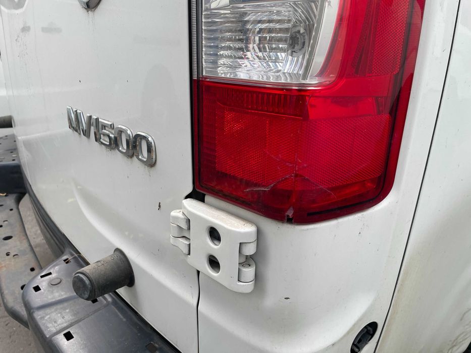 Надійний вантажний фургон з пробігом NISSAN NV1500