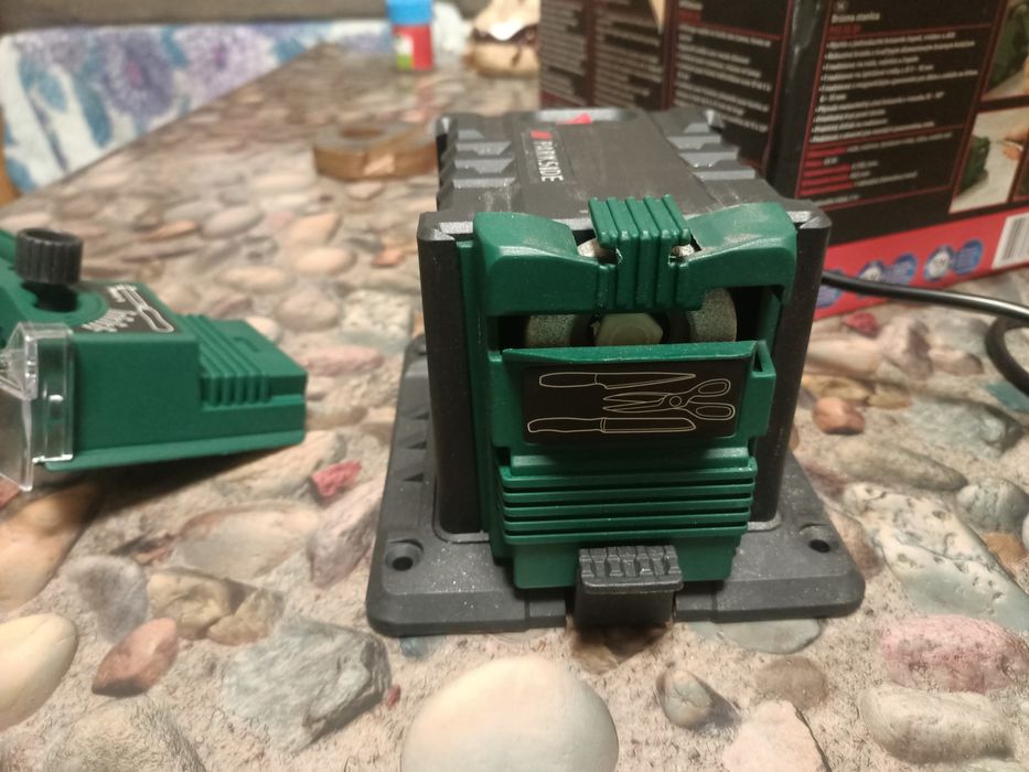 Продам электроточилку для ножей , ножниц , свёрл и стамесок