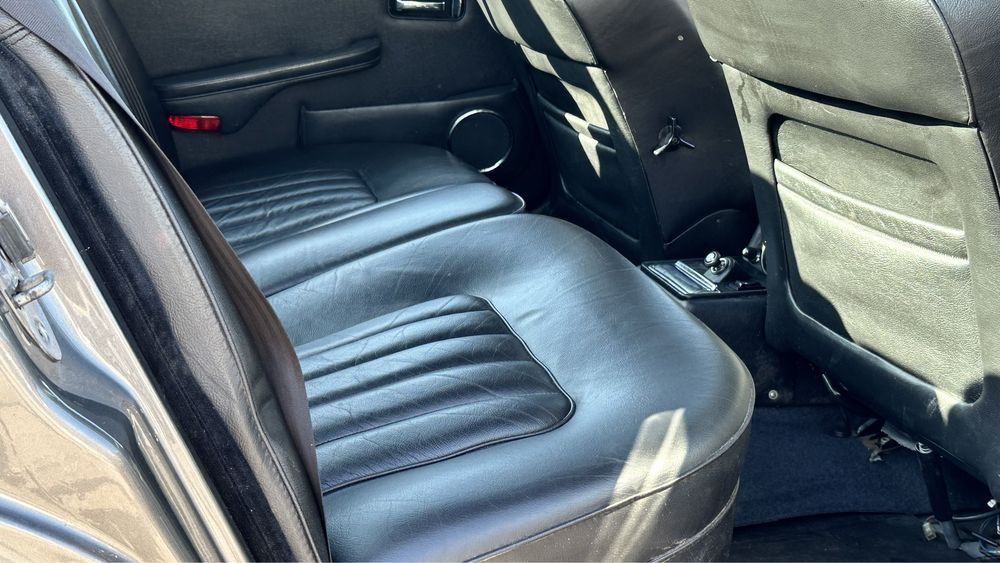 Продам эксклюзивный Jaguar XJ12 Daimler