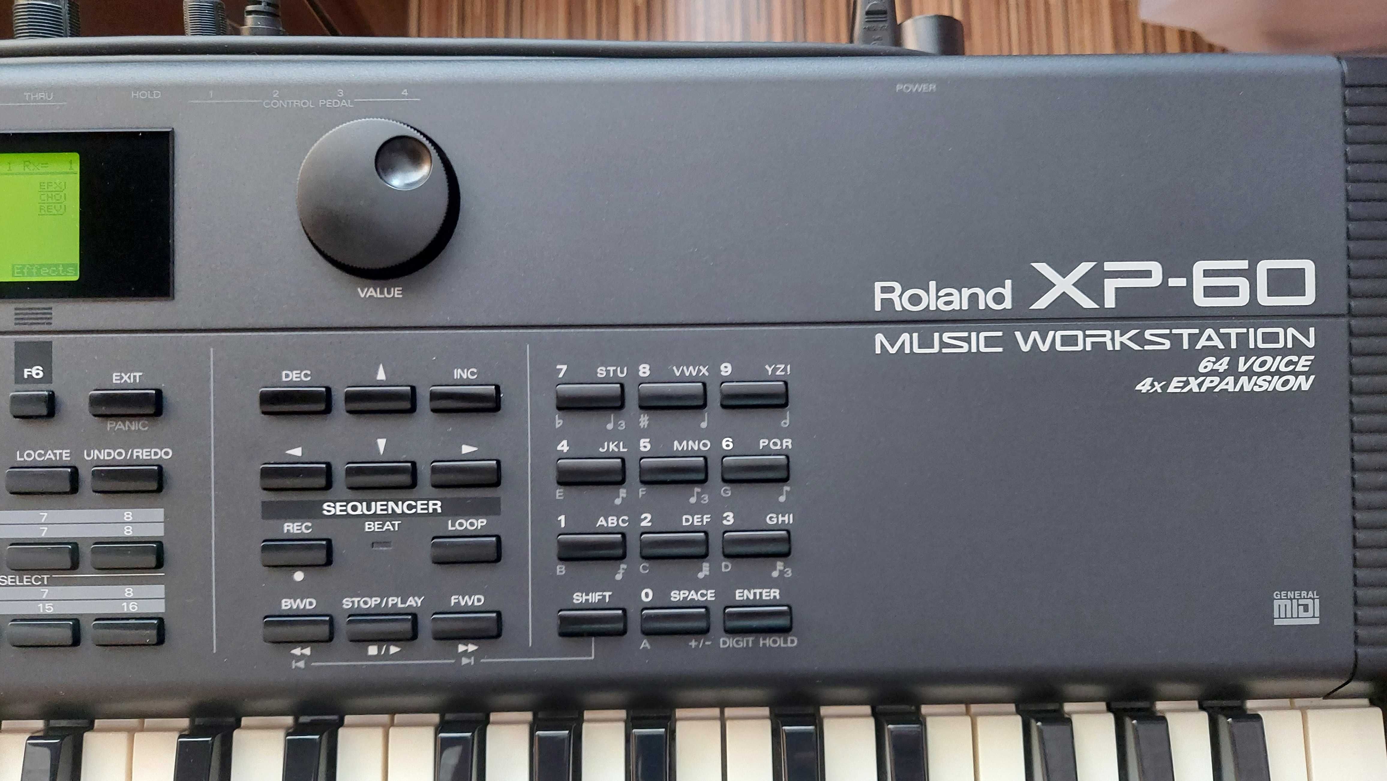 Roland XP-60 syntezator - stan idealny + case