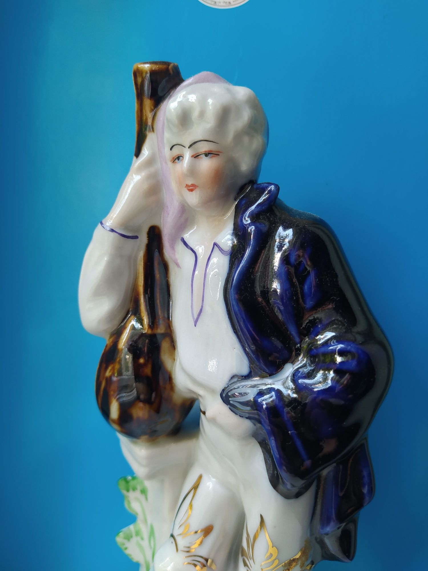 Figurka Chłopiec z Mandoliną Keramos Janina Dikolenko PRL Porcelana