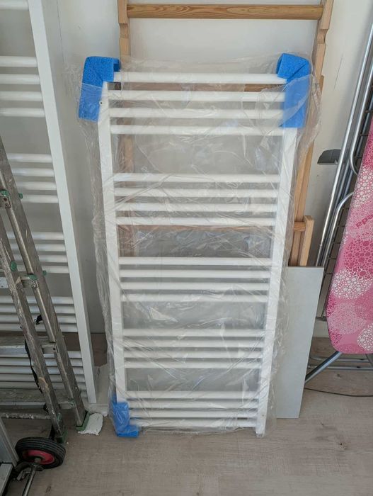 Grzejnik Fiona 1114x500 biały połysk