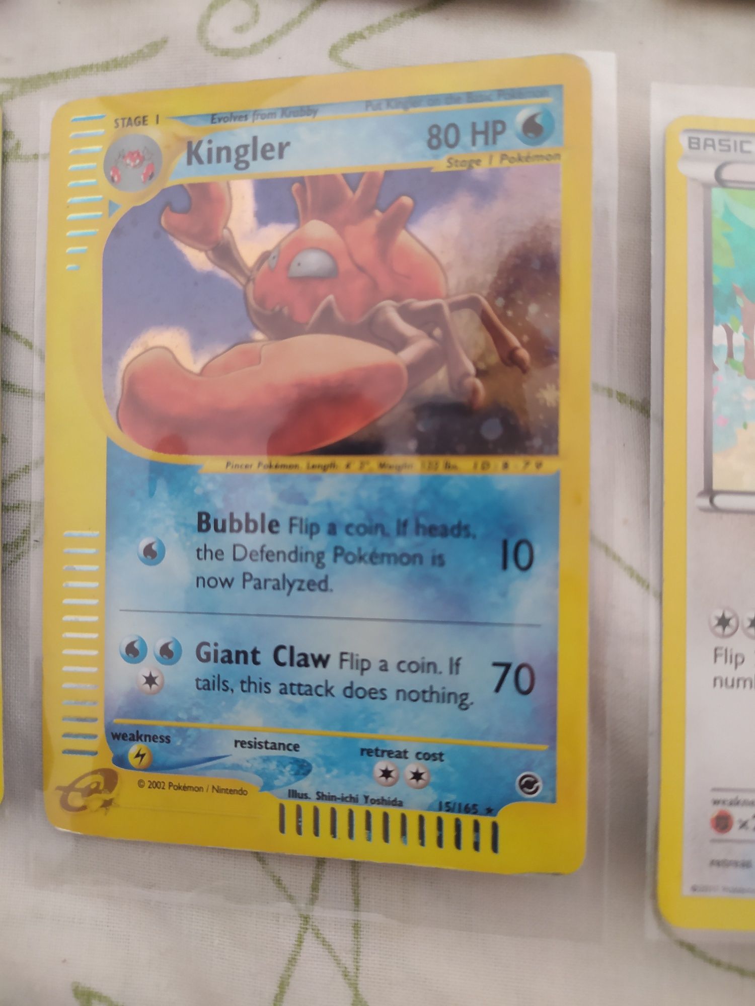 13 cartas pokemon holográficas de várias edições