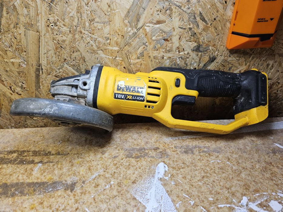 Dewalt szlifierka akumulatorowa 18v
